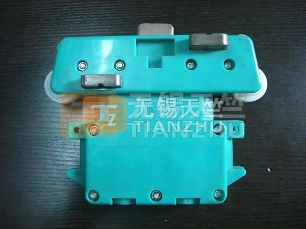 平腳滑觸線5極.jpg 20111218164023858.jpg